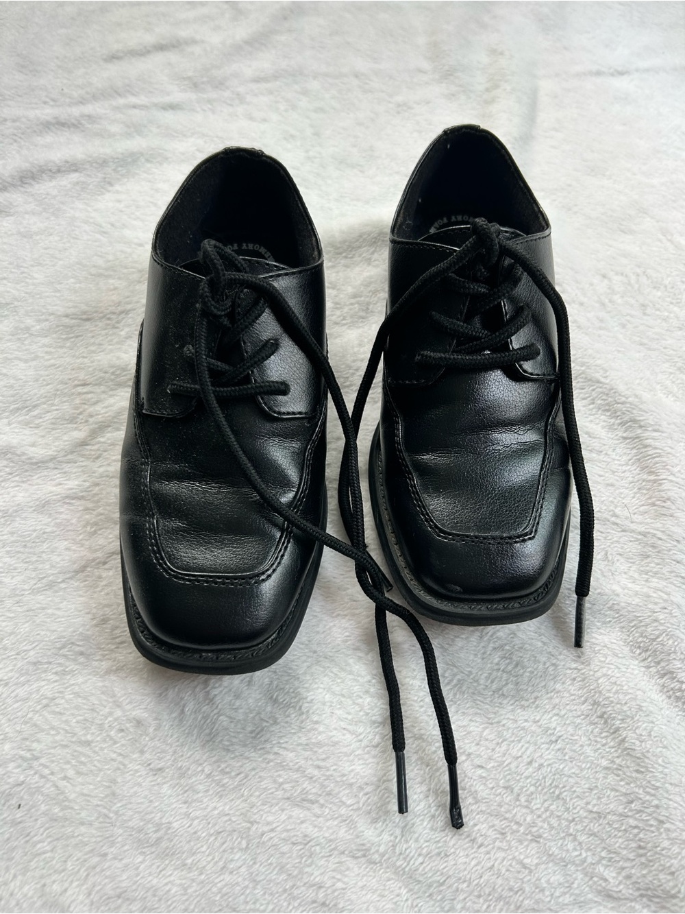 Boy's Black Leather Lace-Up Dress Shoes